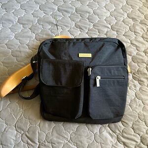 NWOT Baggallini Black Crossbody Bag
